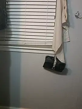 bigdickdaddy2184 online show from 12/20/25, 10:07