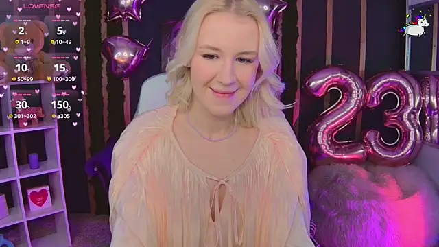 Snapshot of Selenatrend chatting on 03/01/26, 06:24 Selenatrend online show from 03/01/26, 06:24