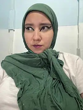 hannahayat online show from 07/16/26, 07:11