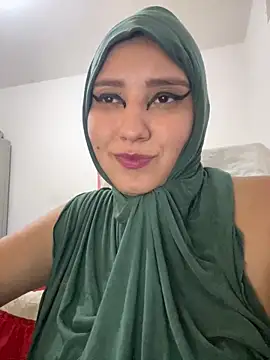 Snapshot of hannahayat chatting on 09/16/25, 09:38 hannahayat online show from 09/16/25, 09:38
