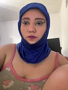 hannahayat online show from 06/24/26, 08:17