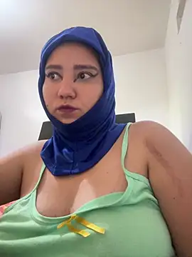 hannahayat online show from 06/18/26, 02:00