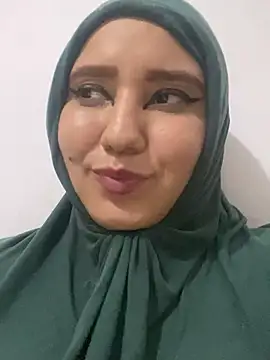 Snapshot of hannahayat chatting on 01/03/25, 03:05 hannahayat online show from 01/03/25, 03:05