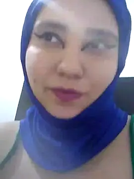 Snapshot of hannahayat chatting on 05/22/26, 11:14 hannahayat online show from 05/22/26, 11:14