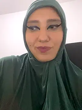 hannahayat online show from 11/08/25, 12:58
