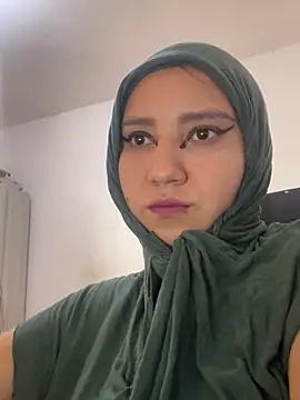 hannahayat online show from 04/10/26, 02:35