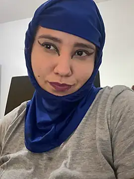 hannahayat online show from 07/04/26, 03:49