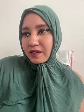 hannahayat online show from 12/20/25, 03:26