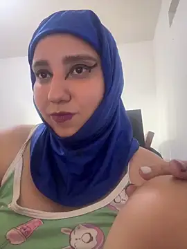 Snapshot of hannahayat chatting on 05/29/26, 04:02 hannahayat online show from 05/29/26, 04:02