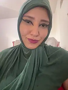 Snapshot of hannahayat chatting on 09/25/25, 03:07 hannahayat online show from 09/25/25, 03:07