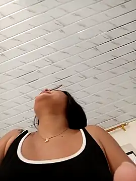 -VICKKY online show from 11/03/25, 02:09