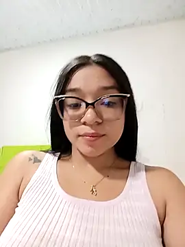 -VICKKY online show from 09/22/25, 02:23