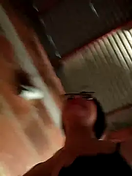 -VICKKY online show from 11/10/25, 01:27