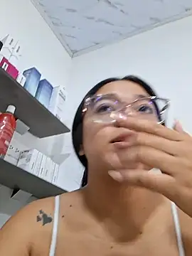 -VICKKY online show from 03/13/26, 02:00