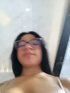 -VICKKY online show from 03/03/25, 01:45