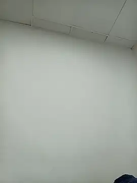 -VICKKY online show from 11/19/25, 02:22