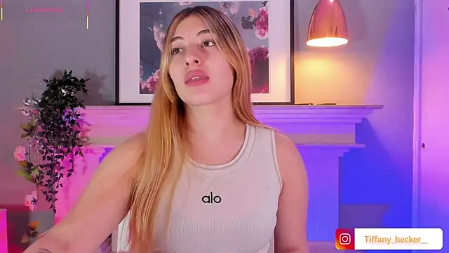 tiffany becker online show from 12/03/25, 12:04