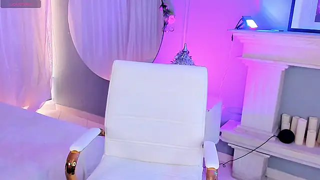 tiffany becker online show from 03/03/26, 01:29