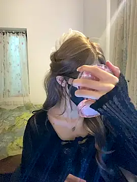 Snapshot of thithi8369 chatting on 10/06/25, 05:41 thithi8369 online show from 10/06/25, 05:41