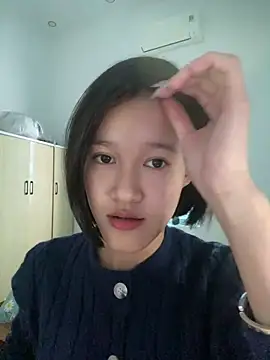 Snapshot of thithi8369 chatting on 02/13/25, 02:45 thithi8369 online show from 02/13/25, 02:45