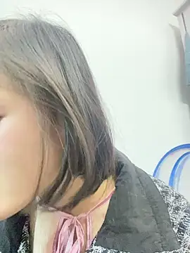 Snapshot of thithi8369 chatting on 01/12/25, 09:40 thithi8369 online show from 01/12/25, 09:40