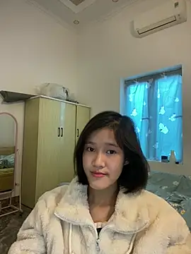 Snapshot of thithi8369 chatting on 02/02/25, 05:42 thithi8369 online show from 02/02/25, 05:42