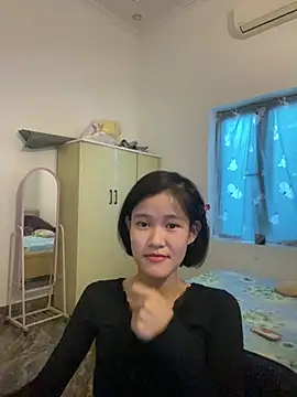 Snapshot of thithi8369 chatting on 12/09/24, 05:51 thithi8369 online show from 12/09/24, 05:51