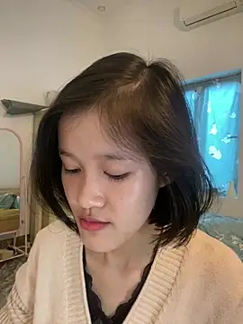 Snapshot of thithi8369 chatting on 01/19/25, 05:37 thithi8369 online show from 01/19/25, 05:37