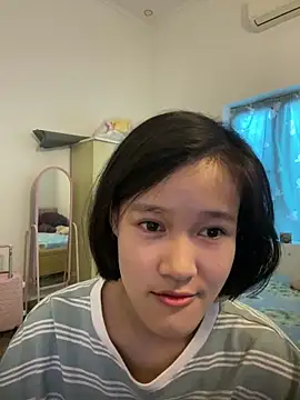 Snapshot of thithi8369 chatting on 12/21/24, 05:47 thithi8369 online show from 12/21/24, 05:47