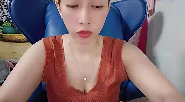 Snapshot of Cherry_6969 chatting on 03/15/25, 12:13 Cherry 6969 online show from 03/15/25, 12:13