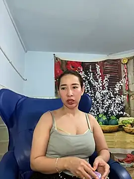 Snapshot of Cherry_6969 chatting on 03/06/25, 08:52 Cherry 6969 online show from 03/06/25, 08:52