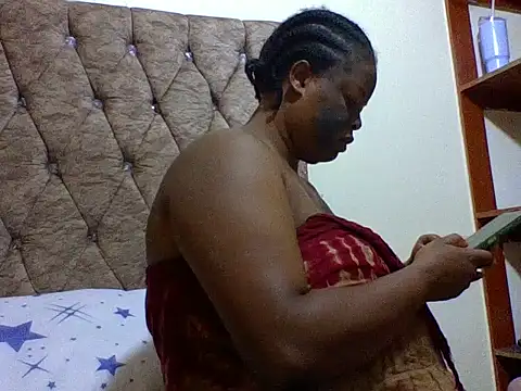 zoey10 online show from 04/10/26, 08:10