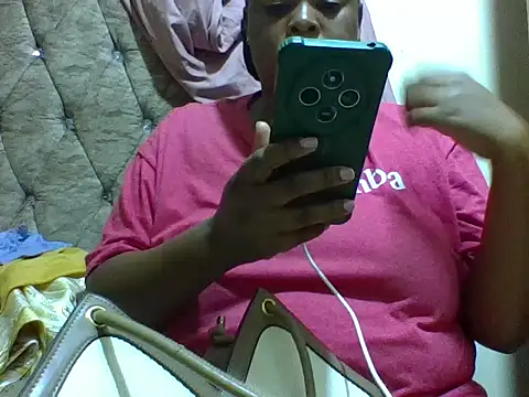 zoey10 online show from 04/17/26, 02:25