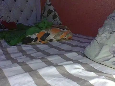 zoey10 online show from 10/06/25, 11:33