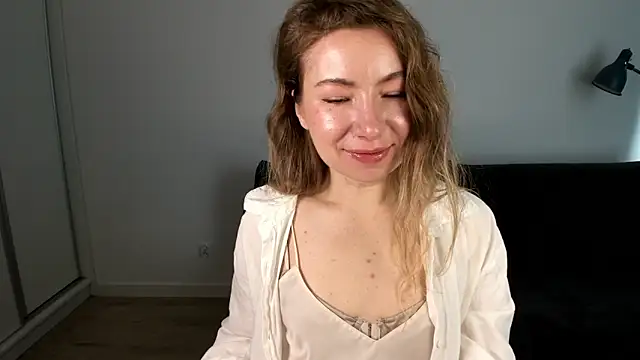 Mia Tasty online show from 03/28/26, 07:31