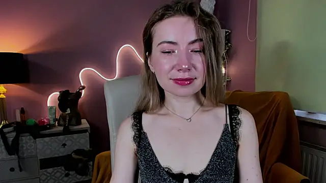 Mia Tasty online show from 09/27/25, 06:41