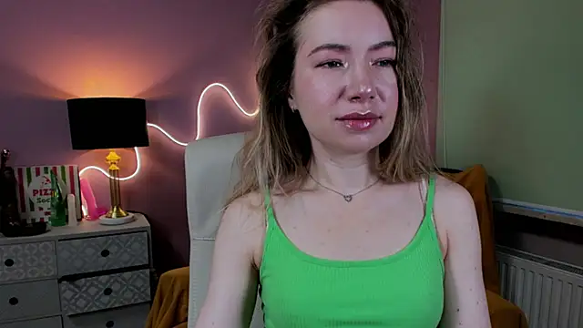 Mia Tasty online show from 11/19/25, 07:30