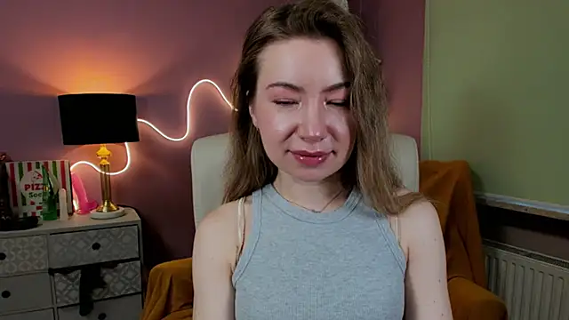 Mia Tasty online show from 11/14/25, 07:34