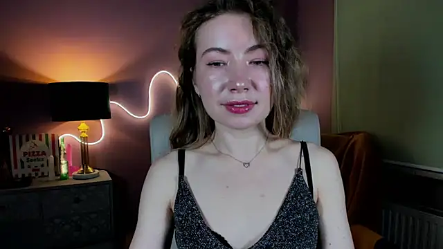 Mia Tasty online show from 11/02/25, 02:55