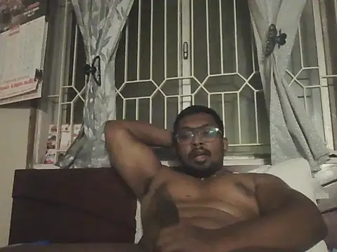 Snapshot of chennaibull101 chatting on 05/29/26, 11:44 chennaibull101 online show from 05/29/26, 11:44