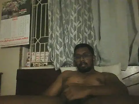 Snapshot of chennaibull101 chatting on 06/04/26, 06:56 chennaibull101 online show from 06/04/26, 06:56