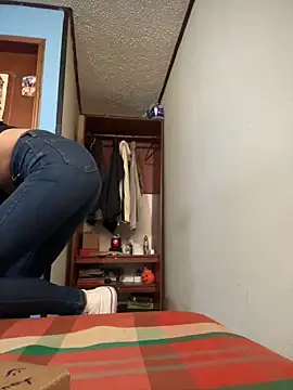 ImCrazzy online show from 05/18/26, 06:34