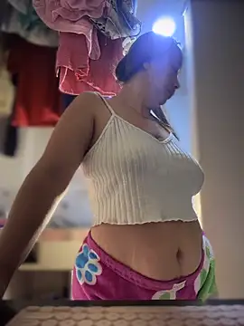 Emiily lee online show from 03/26/26, 09:40