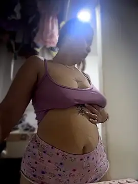 Emiily lee online show from 04/10/26, 01:12