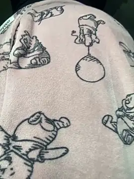 Emiily lee online show from 09/25/25, 09:48