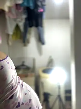 Emiily lee online show from 10/18/25, 08:38