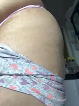 Emiily lee online show from 09/30/25, 09:26