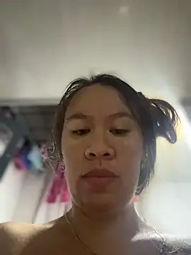 Emiily lee online show from 02/04/26, 09:04