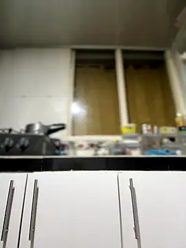 Emiily lee online show from 09/19/25, 08:07