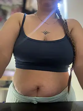 Emiily lee online show from 03/11/26, 09:14